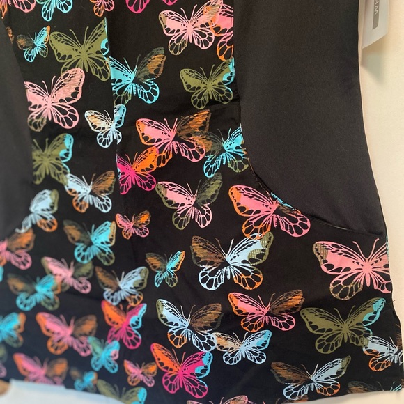 Scrub Top - Picture 3 of 5